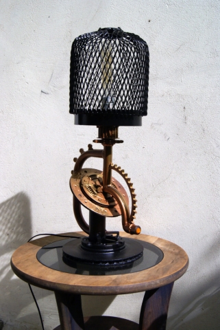 Lampka steampunk